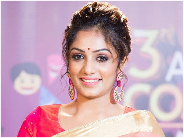 രജിത്തിനൊപ്പം കുറച്ചുപേരും