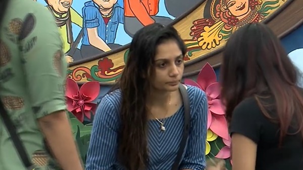 നിശബ്ദദമായിരിക്കുക