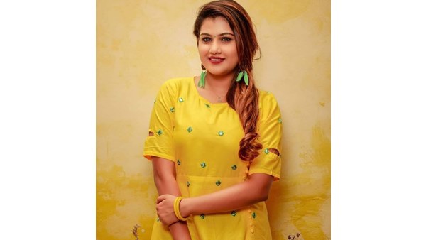 എലീനയുടെ വാക്കുകളിലേക്ക് 