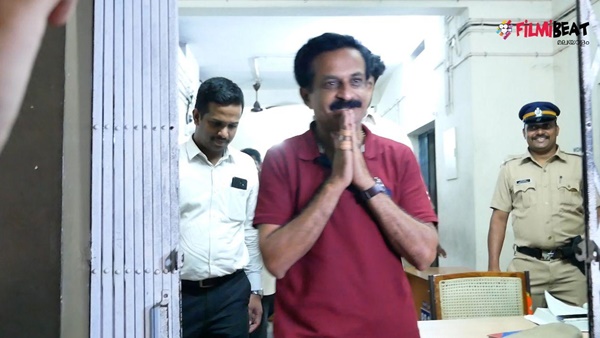 തന്നോട് ആദരവ്