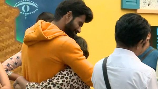 രണ്ട്  ആഴ്ച