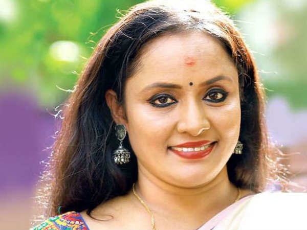 വീട്ടു പണികളൊക്കെ 