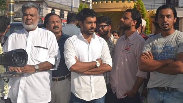 സിനിമാ ജീവിത്തിലേക്ക്