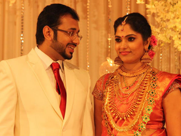 ഭര്‍ത്താവിനൊപ്പം മുക്ത