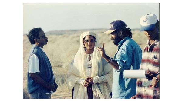 എംടി വാസുദേവന്‍ നായര്‍ സെറ്റില്‍