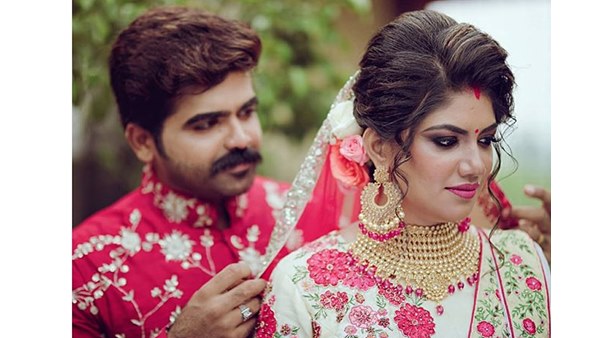 അവള്‍ക്ക് വേണ്ടി