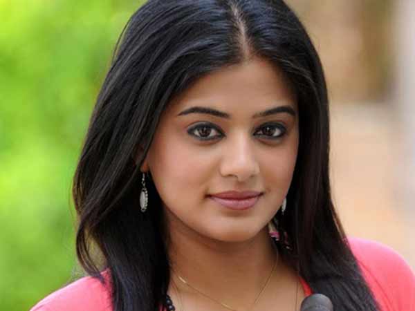 അതേസമയം