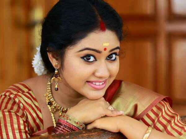 വേര്പിരിഞ്ഞവരാണ്