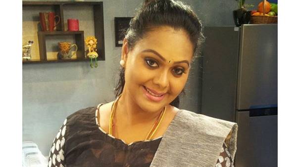 രേഖ രതീഷ് പറയുന്നതിങ്ങനെ 