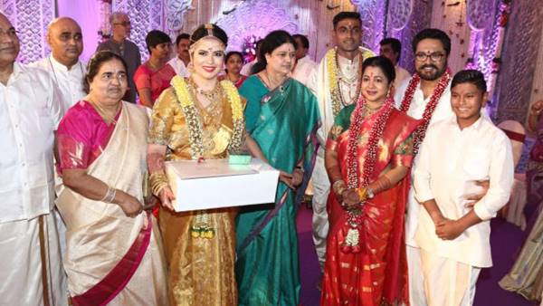 ശരത്കുമാറിന് പിറന്നാള്