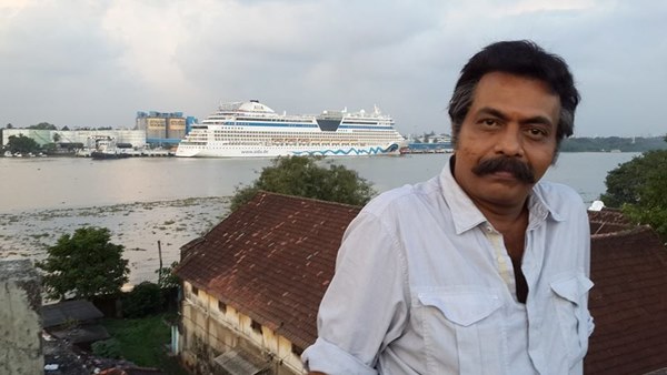 കുപ്രസിദ്ധി നേടാൻ