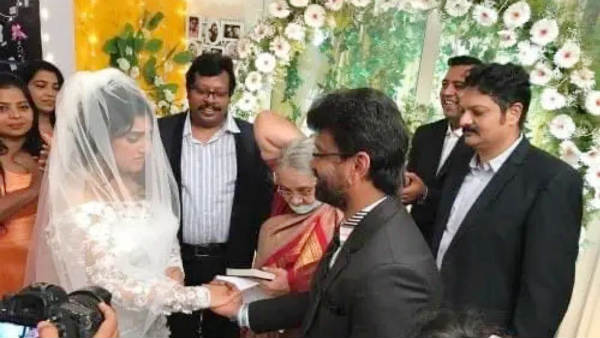 ആകാശായിരുന്നു വനിതാ വിജയകുമാറിന്റെ