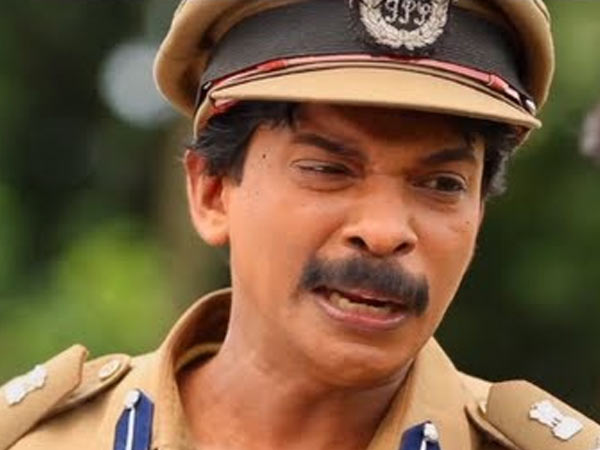 ഒരു സീനിയ൪ പൈലറ്റ്