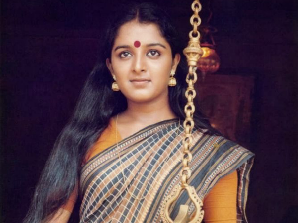 നടിയുടെ സകൂള്‍