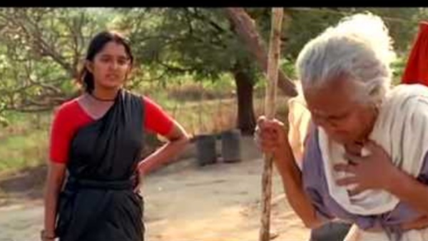 ചിത്രത്തില്‍ മോഹിയുടെ