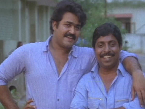 ഇരിക്കാന്‍ വയ്യ