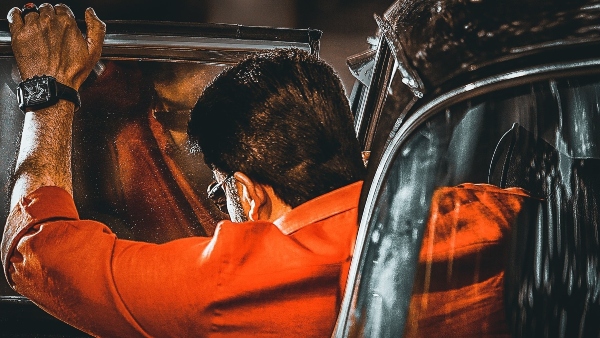 ഫസ്റ്റ്ലുക്ക് 