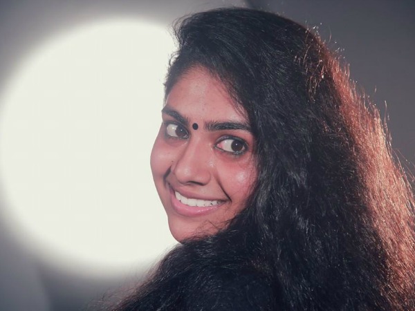 ഒരു സ്ത്രീയായത് കൊണ്ട്