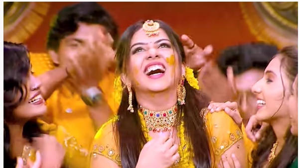 ആദ്യ സീസണില്‍ ഗായിക സുജാത മോഹന്‍