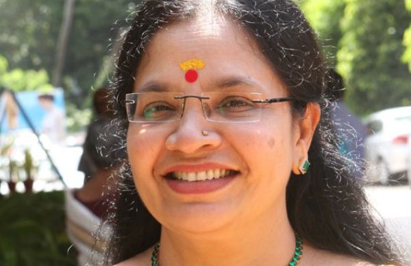 സാമൂഹിക പ്രവര്‍ത്തക