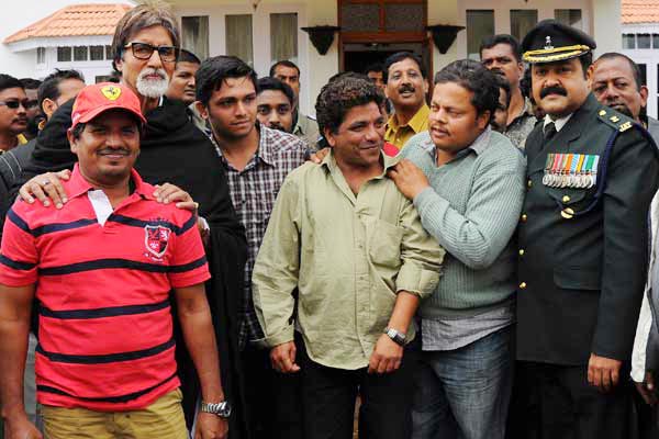 സെറ്റില്‍ നിന്ന് പോകുന്ന