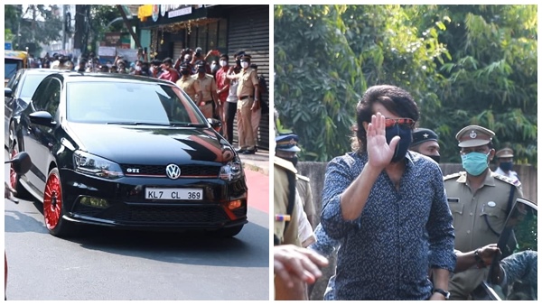 മാസ് എന്‍ട്രിയോടെ മമ്മൂട്ടി 