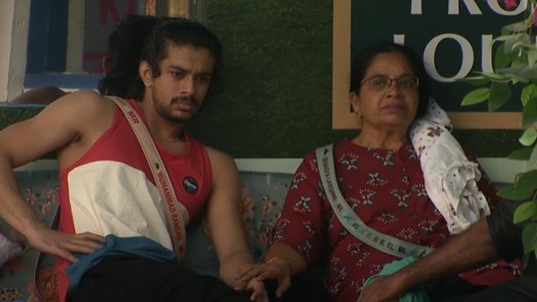 സോഷ്യല്‍ മീഡിയയില്‍ ചര്‍ച്ച