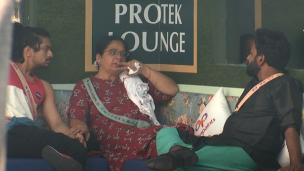 അമ്മ വരണം