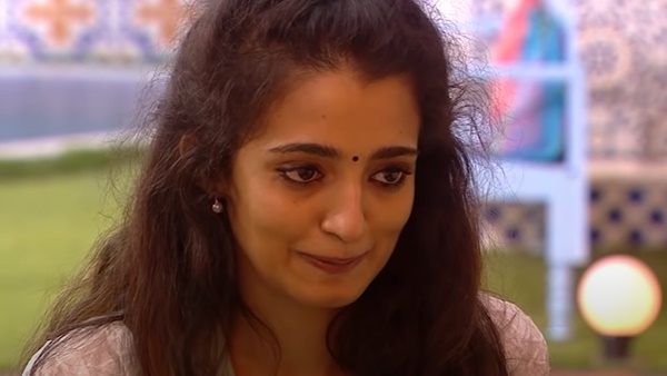 തമ്മില്‍ അടി