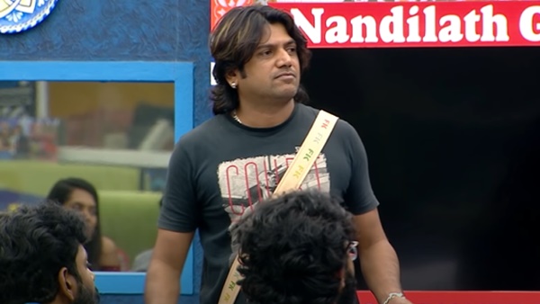 പണി പാളി