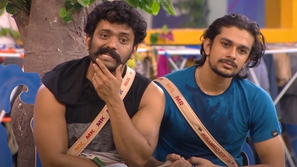 അനങ്ങാതെ ഇരിക്കുന്നു എന്ന് പറയുന്നവരോട്