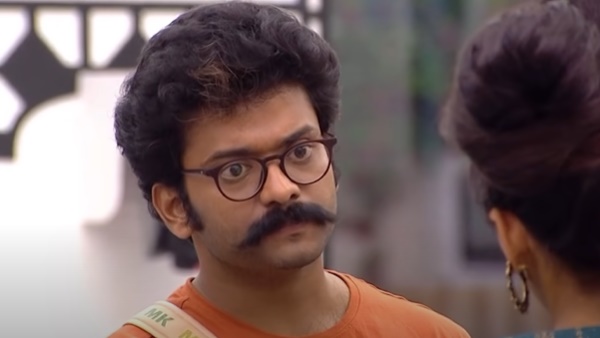  മണിക്കുട്ടന്‍ സ്വയം പിന്മാറി