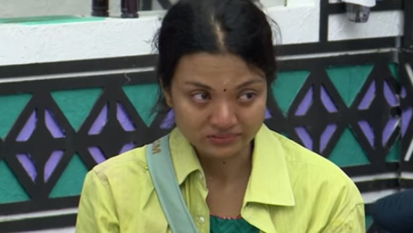 തുടര്‍ന്ന് ഈ ഗെയിം ഒരാള്‍ മറ്റൊരാളെ