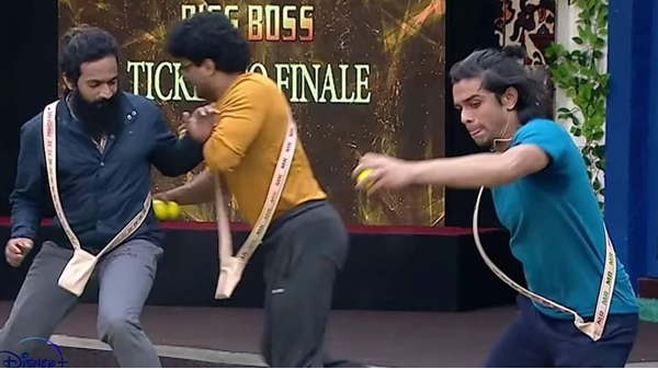 ഫിനാലെയ്ക്ക് വേണ്ടി മത്സരിച്ച് താരങ്ങള്‍ 