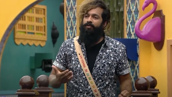 വെളിച്ചത്തിന്റെ പോരാളി