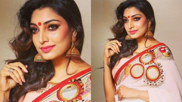 പിന്നെ നമ്മുടെ ഭാര്‍ഗവി നിലയം