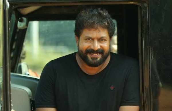  ആദ്യമായി അഭിനയിച്ച അനുഭവത്തെ കുറിച്ച് ഇര്‍ഷാദ്  