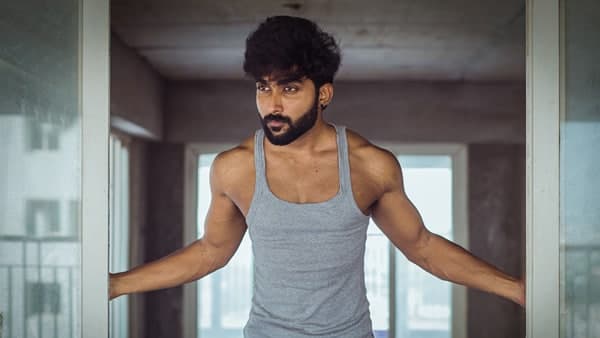 ടിക് ടോക് വീഡിയോകളിലൂടെ