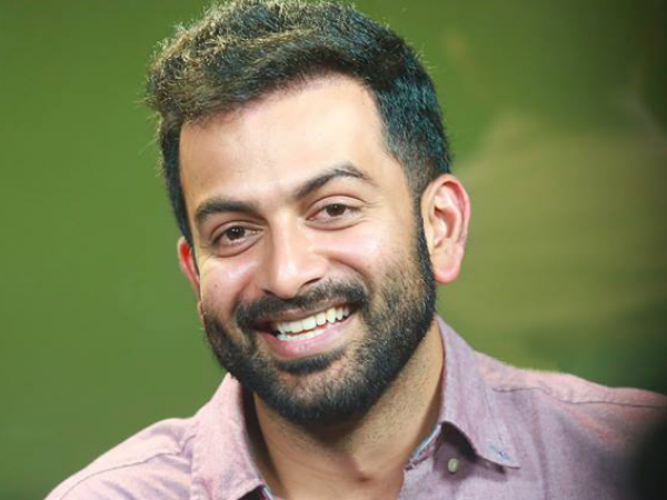 അതേസമയം അല്ലി എഴുതിയ കുഞ്ഞു കഥ