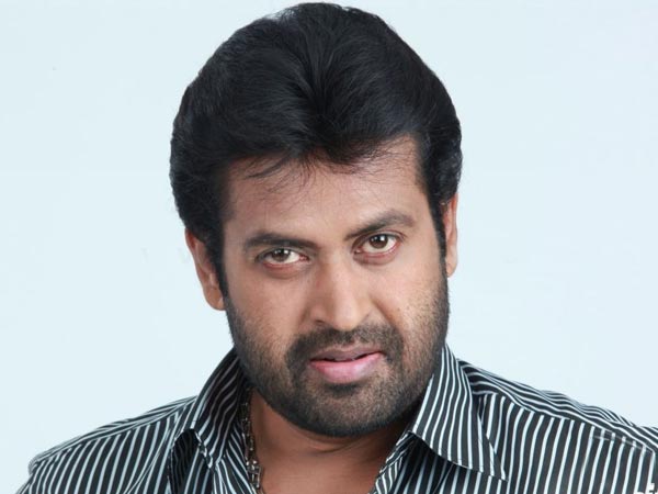 ഫേസ്ബുക്കിലൂടെയാണ് നടന്‍ പ്രതികരിച്ചത്.