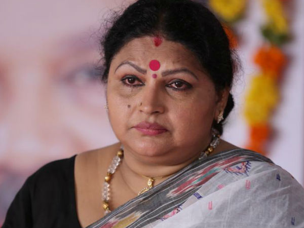 മേക്കപ്പ് കുറച്ചു