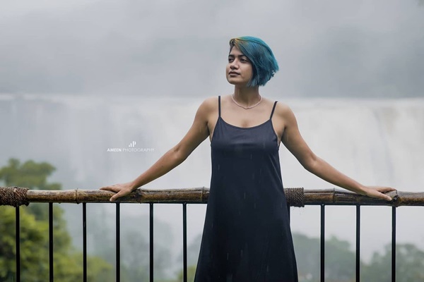 പ്രണയം ഉണ്ട്