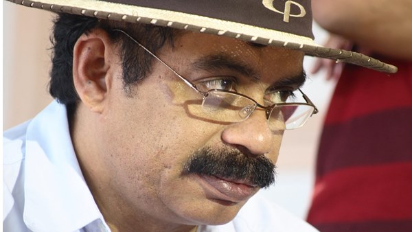 സിനിമാ ഭാഷയില്‍ എംടി യെ 'ഹീറോ' എന്നും വിളിക്കാം