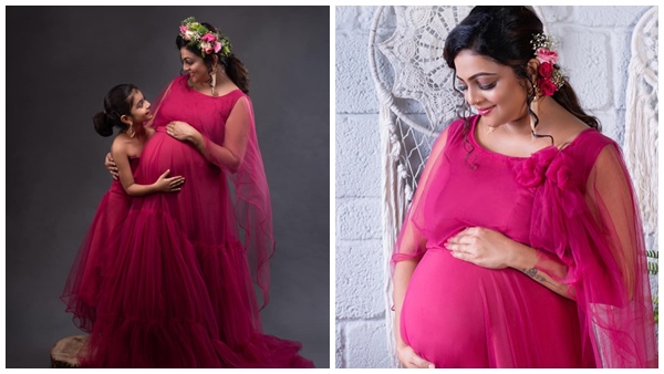 സുരാജ് വെഞ്ഞാറമൂടിനൊപ്പം അവതരിപ്പിച്ച