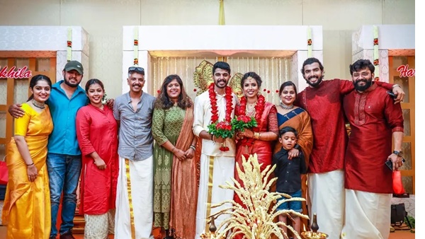 ഏംകെയുടെ വാക്കുകളിലേക്ക്