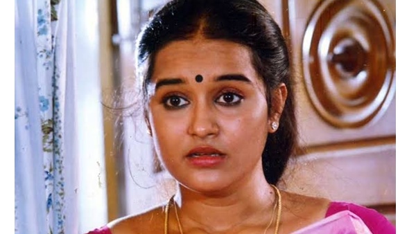  പതിവ് പോലെ എഴുന്നേറ്റ് വന്നതാണ് 