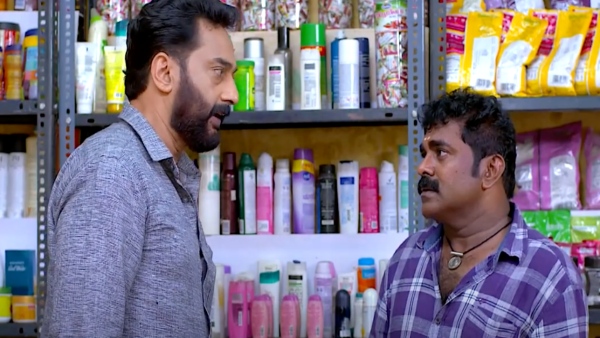 ശങ്കരന്റെ ദൈവദൂതനെ കാണാൻ ആകാംഷയോടെ സാവിത്രിയും അഞ്ജലിയും