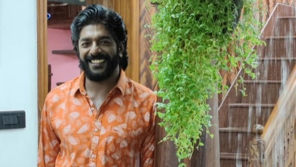 ശ്രീകുമാറും മാറി