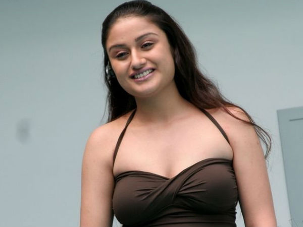 ഒറ്റയ്ക്ക് താമസിക്കാന്