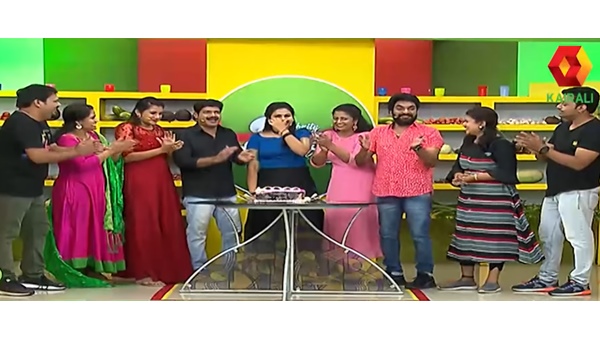 ഒരേ കുടുംബമായി കഴിയുന്നവരാണ്
